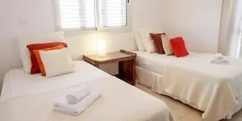 דירה Oceanview 001 פאראלימני